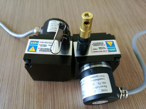 拉繩位移傳感器應(yīng)用在萬能試驗機上的優(yōu)勢有哪些